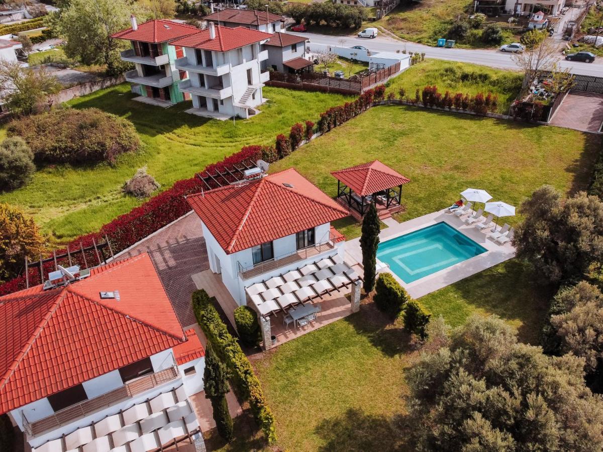 Friday Mood By Diomedes Group Villa Pefkochori