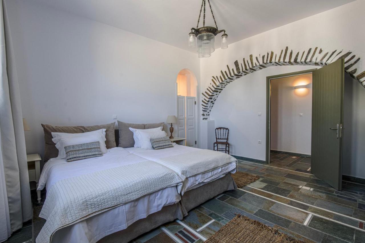 Anthemion Paros - &