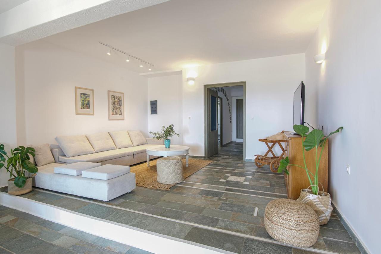 Anthemion Paros - & Villa Agia Irini (Paros)