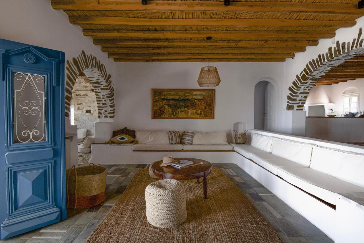 Anthemion Paros - & Agia Irini (Paros)