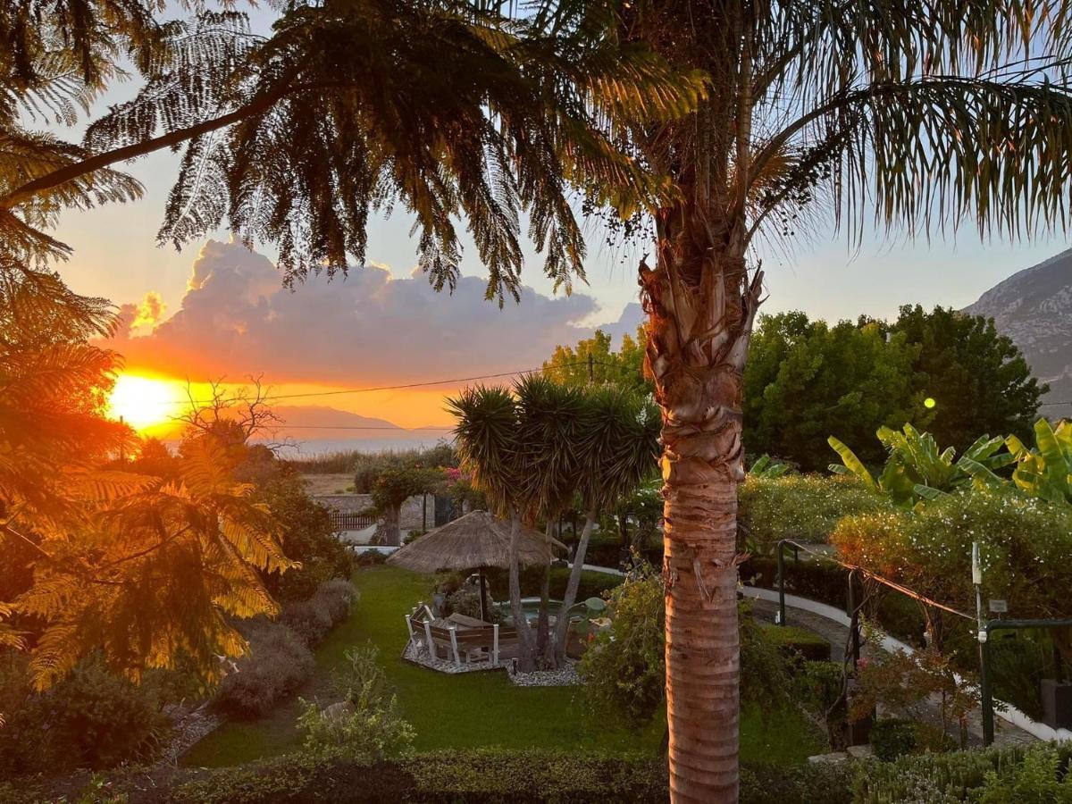 Sunny Garden Aparthotel