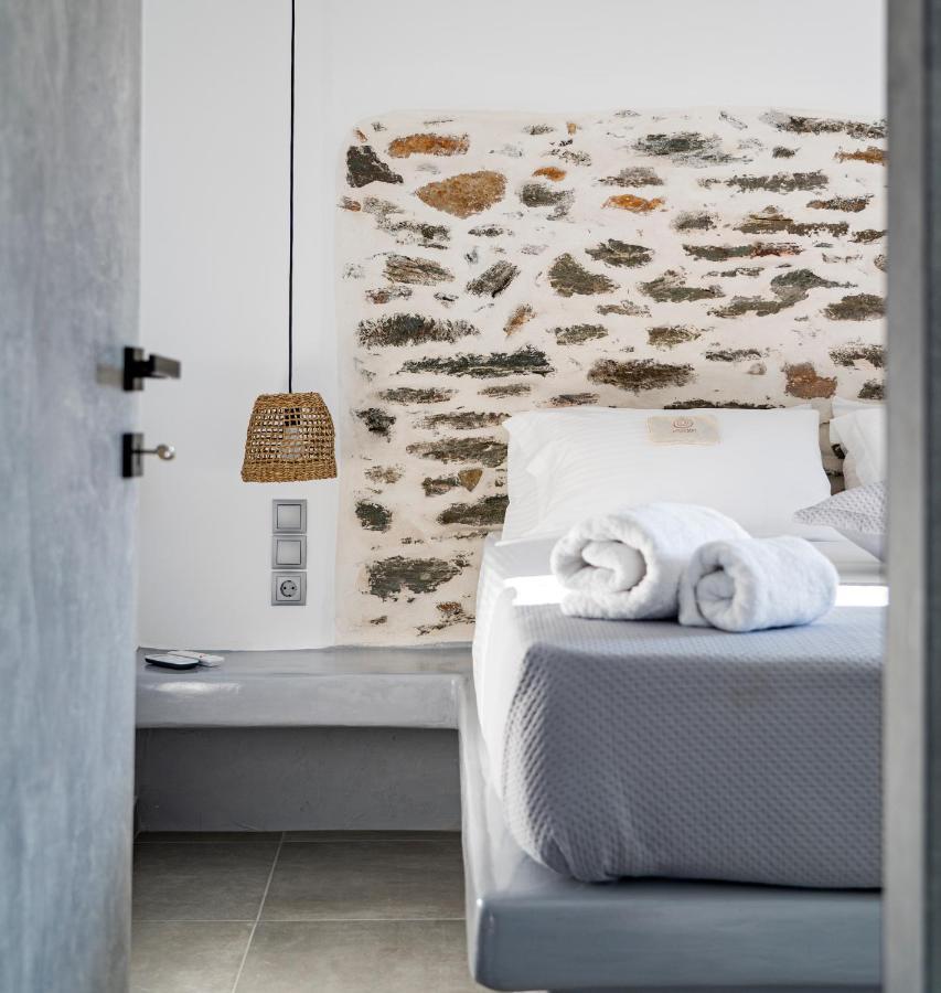 Santa Marina Syros Villa Liaropa