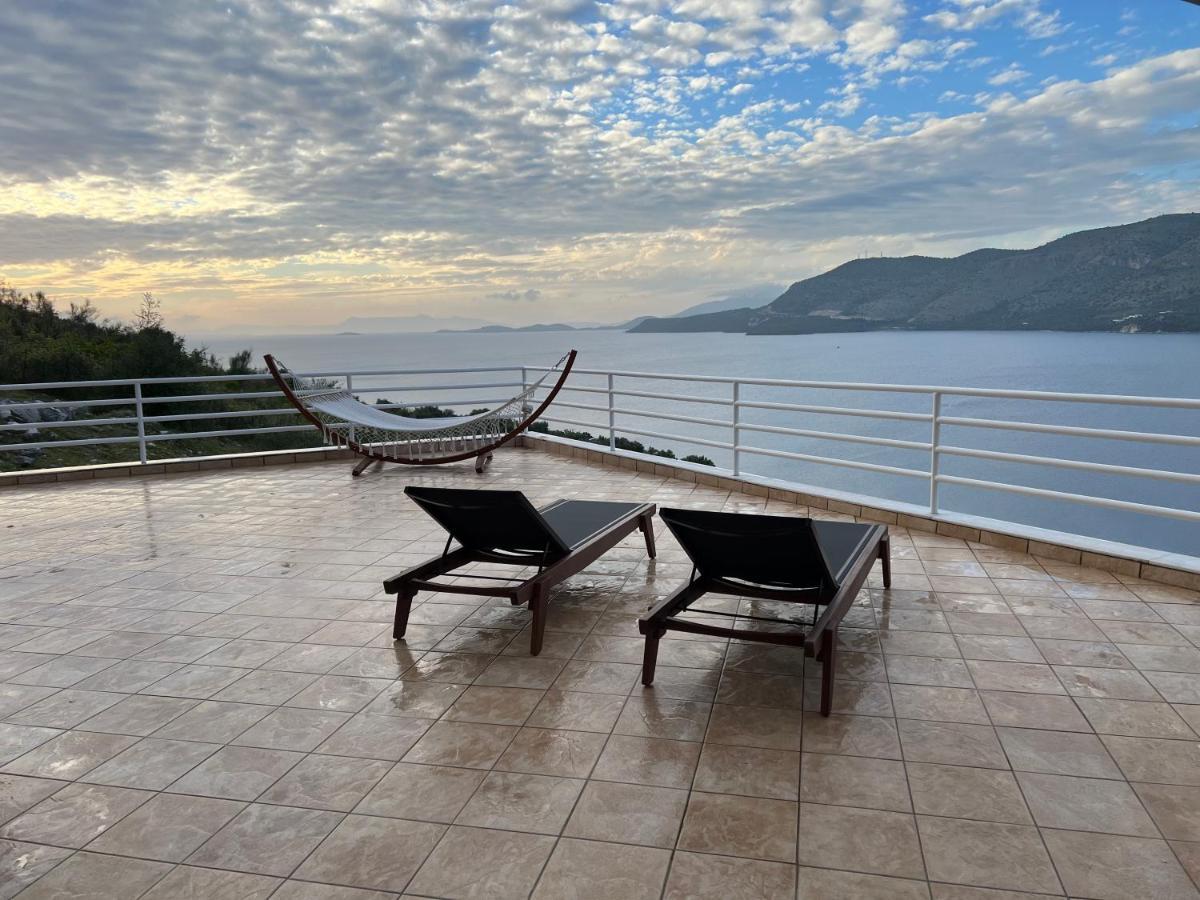 Ionion Exclusive Villa