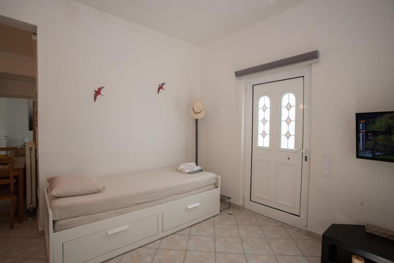 With View In Kiveri, Near Nafplio Apartment
