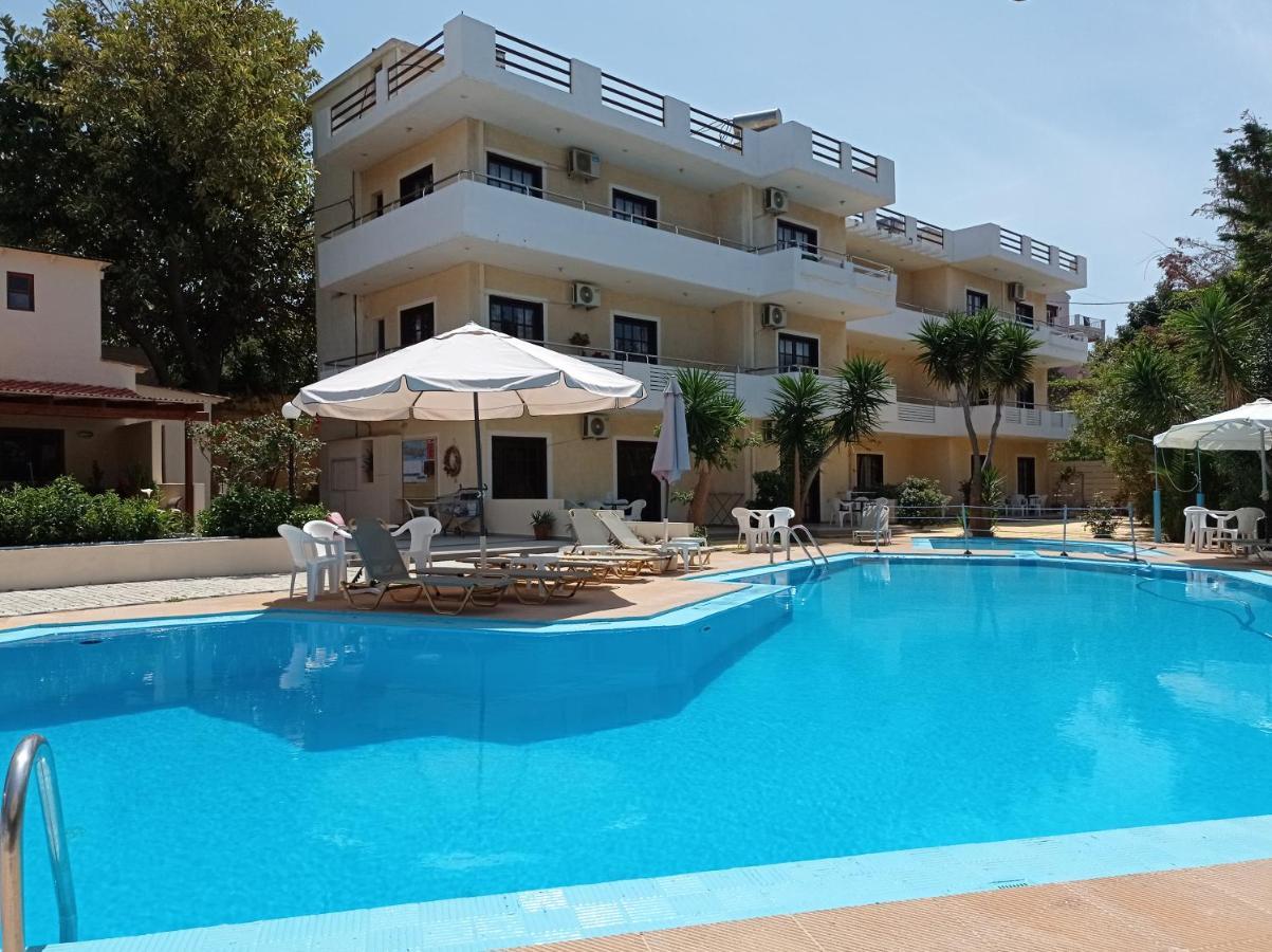 Alexandros Aparthotel Kalamaki (Chania)