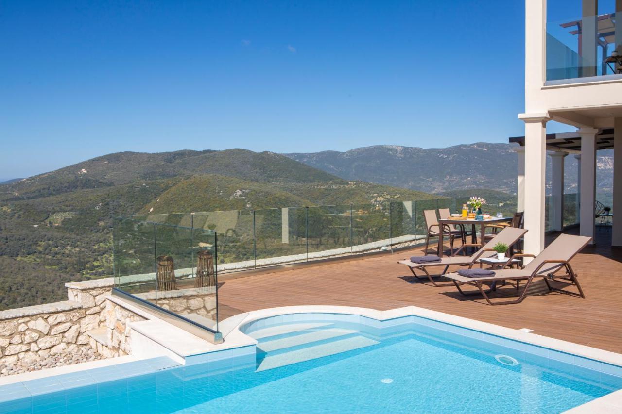 Heavenly Heights Villa *