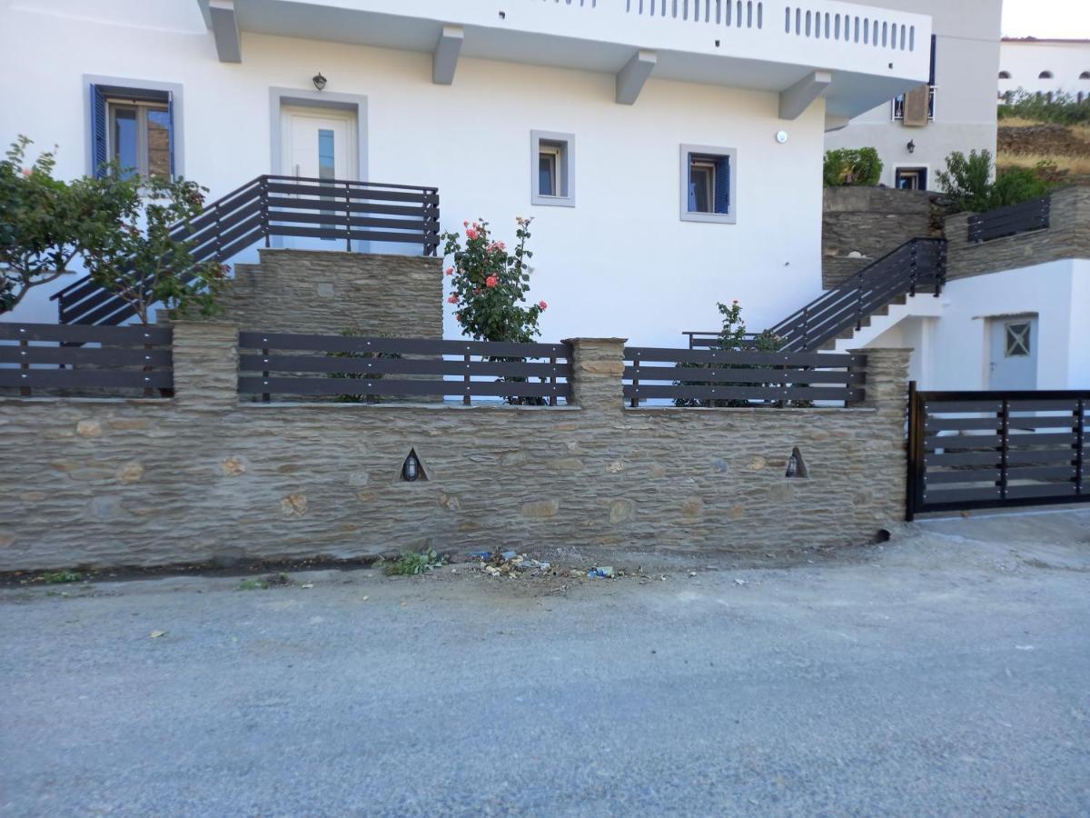 Dipotamata House Syneti