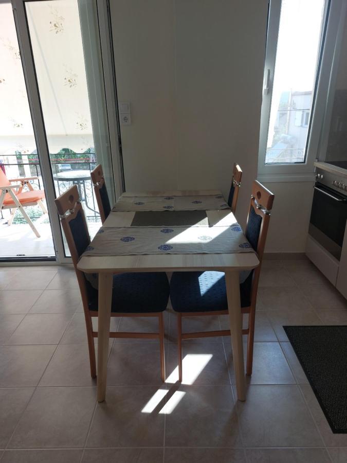 Apartment Theos Kanallaki
