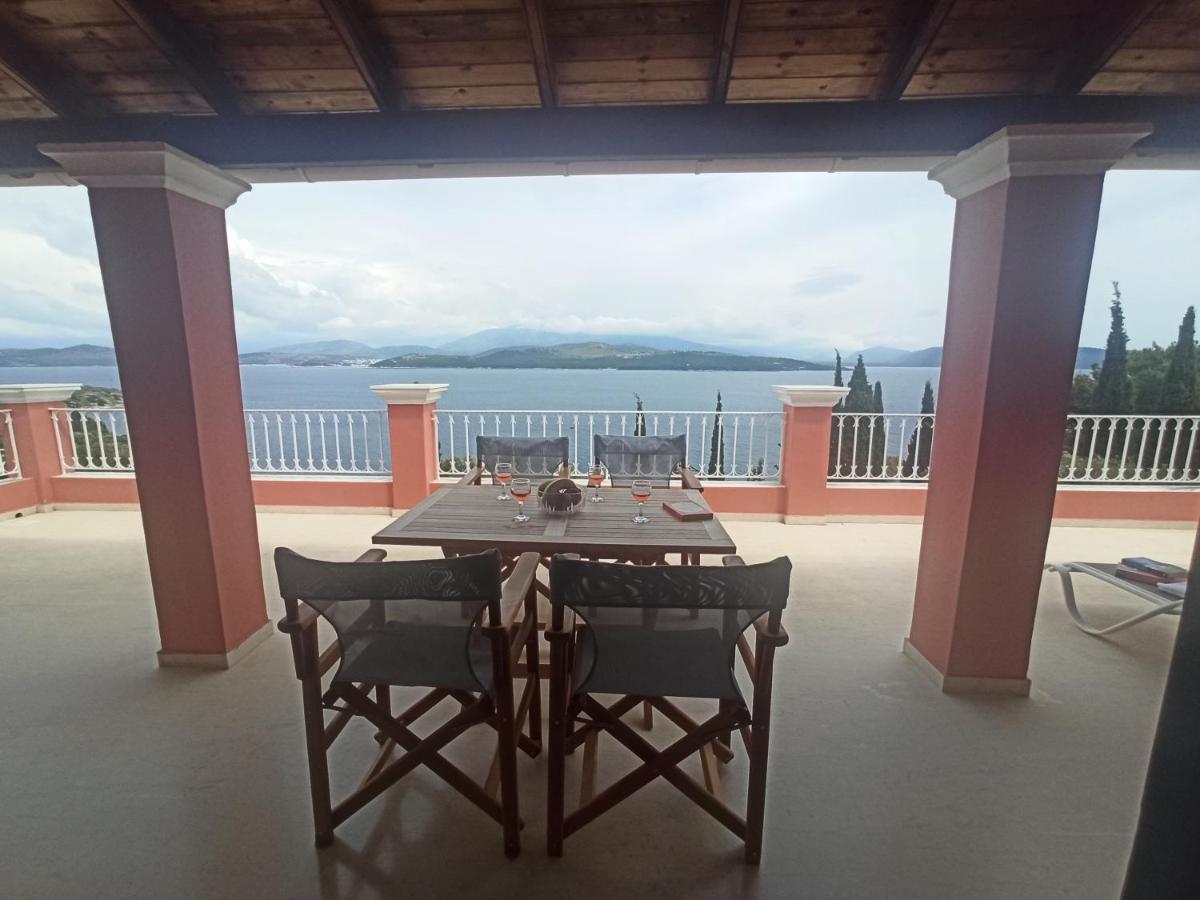 Aliki Apartment