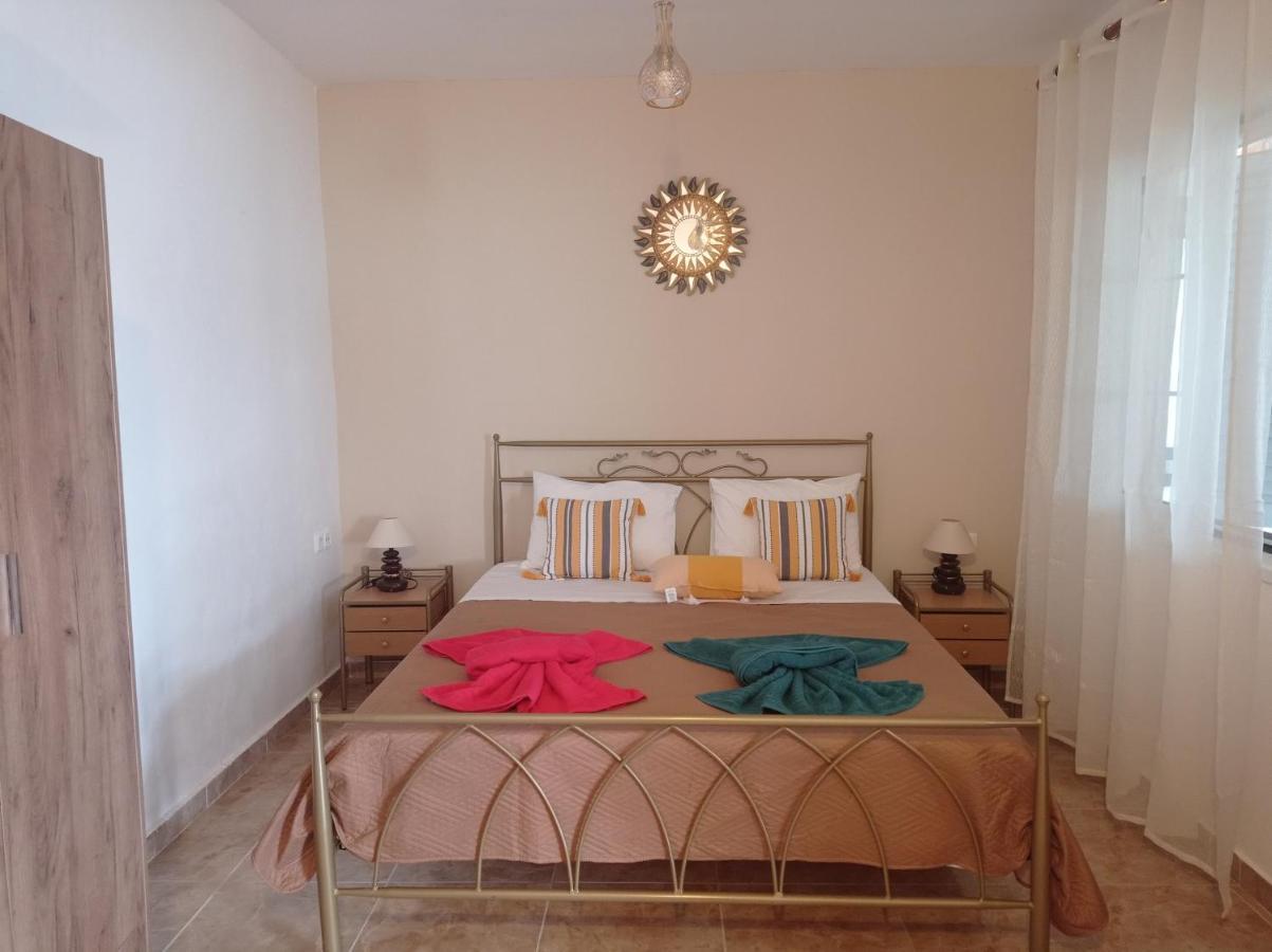 Apartment Elena Mesongi