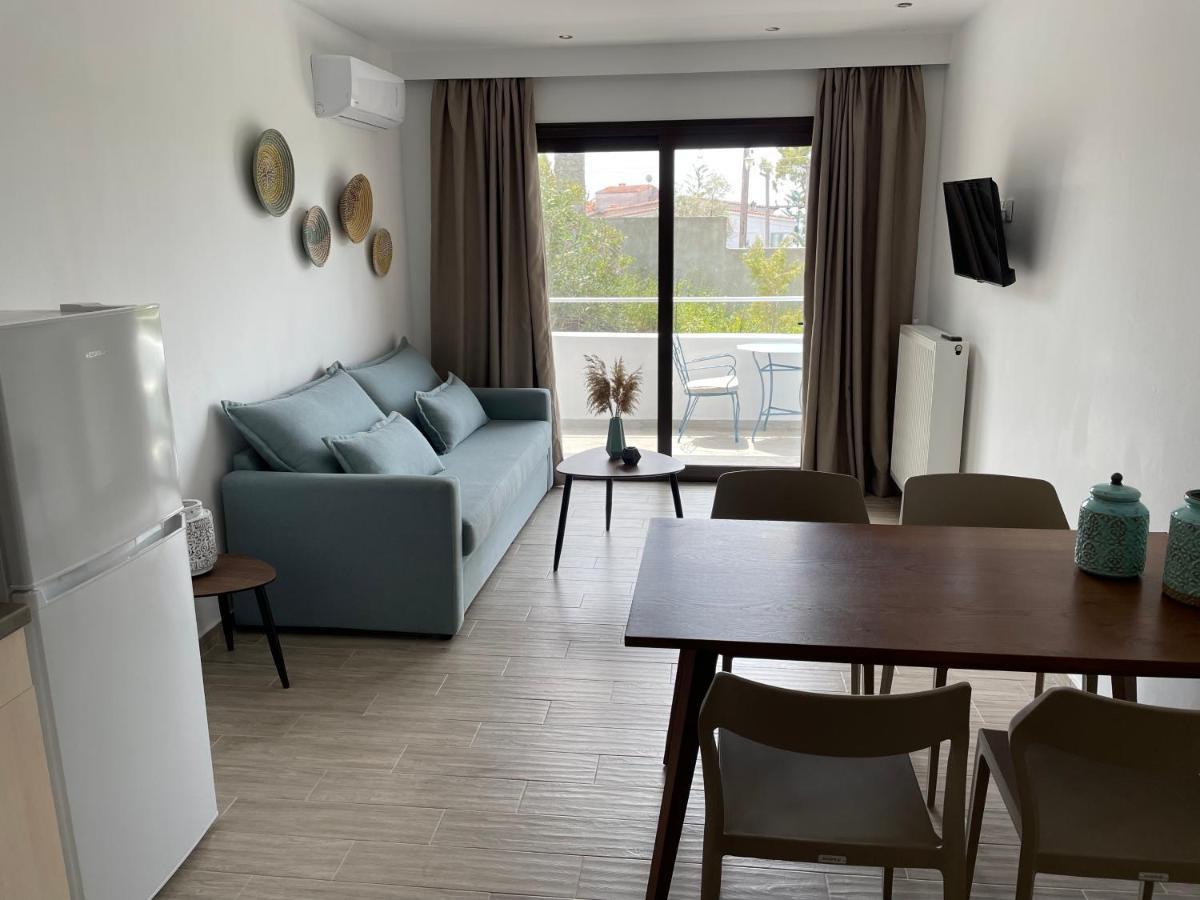Golden Evelyn Aparthotel