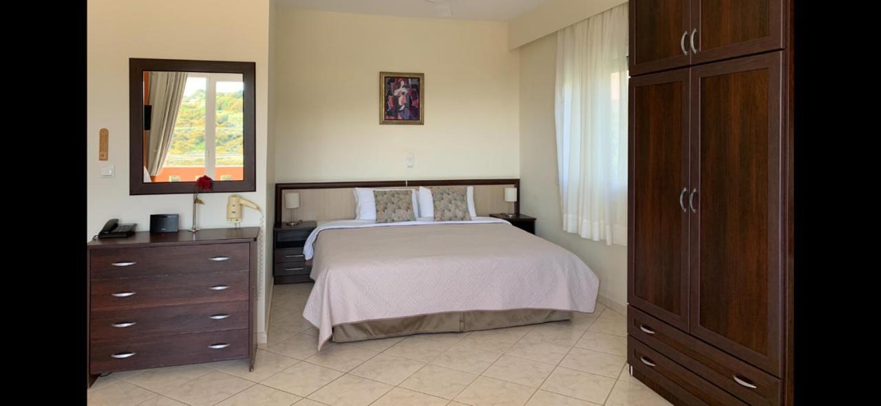 Apartment Yolanda Paralia Agias Foteinis