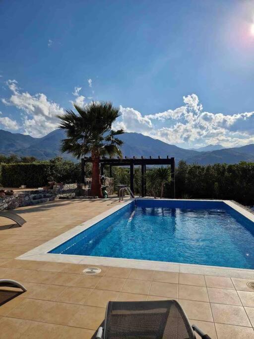 Marina Villa Dhramia