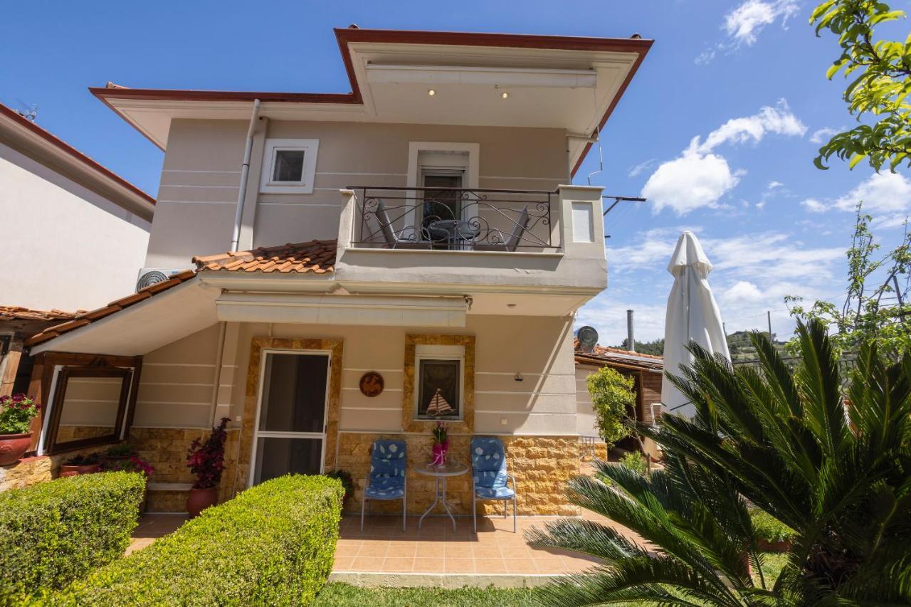 Villa Holiday Villa *