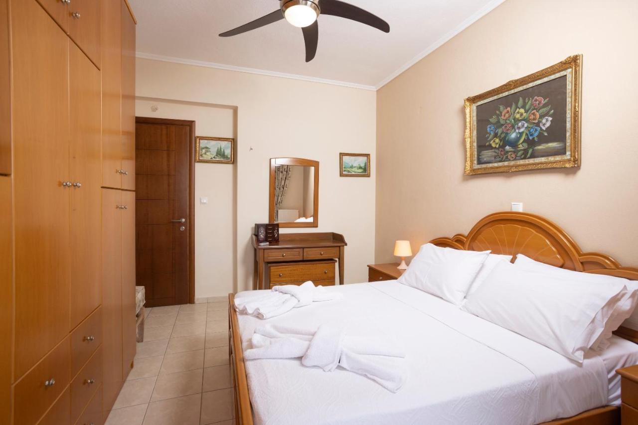 Holiday Villa *