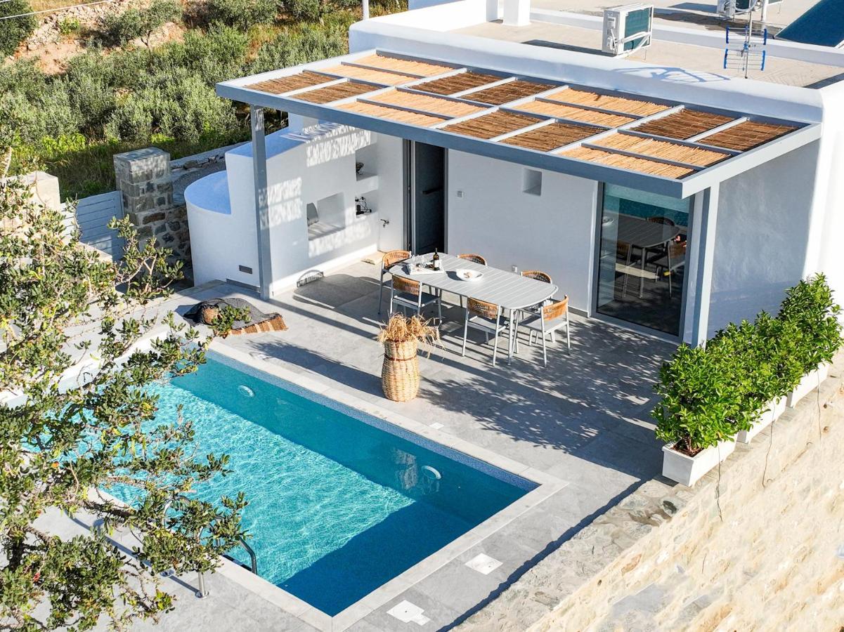 Santa Marina Syros Liaropa