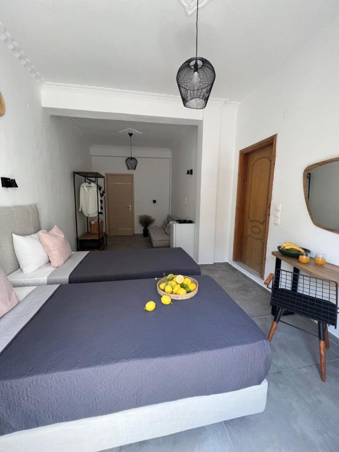 Hotel Australia *