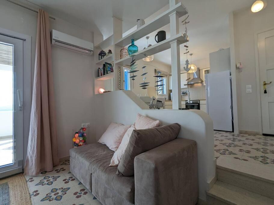Comfortable 2-bedroom With Balcony & Port View Apartment