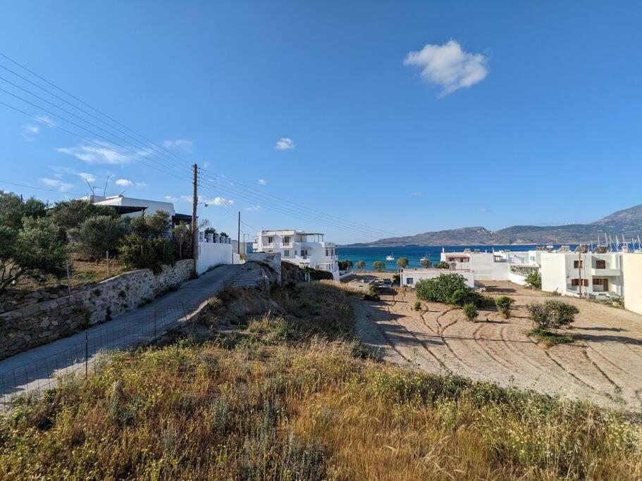 Comfortable 2-bedroom With Balcony & Port View