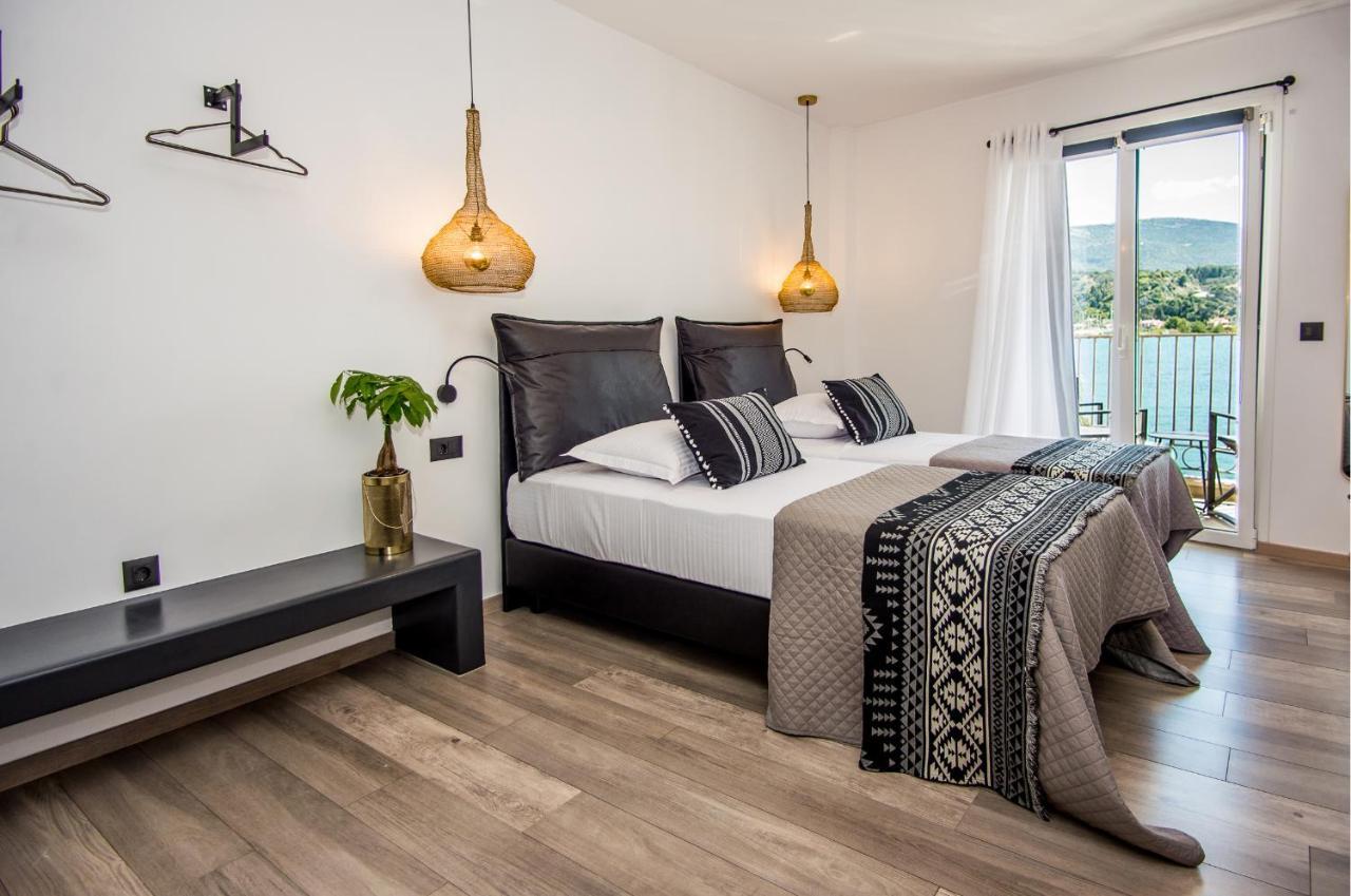 Apartment A & B Minimal ιι With Sea View In