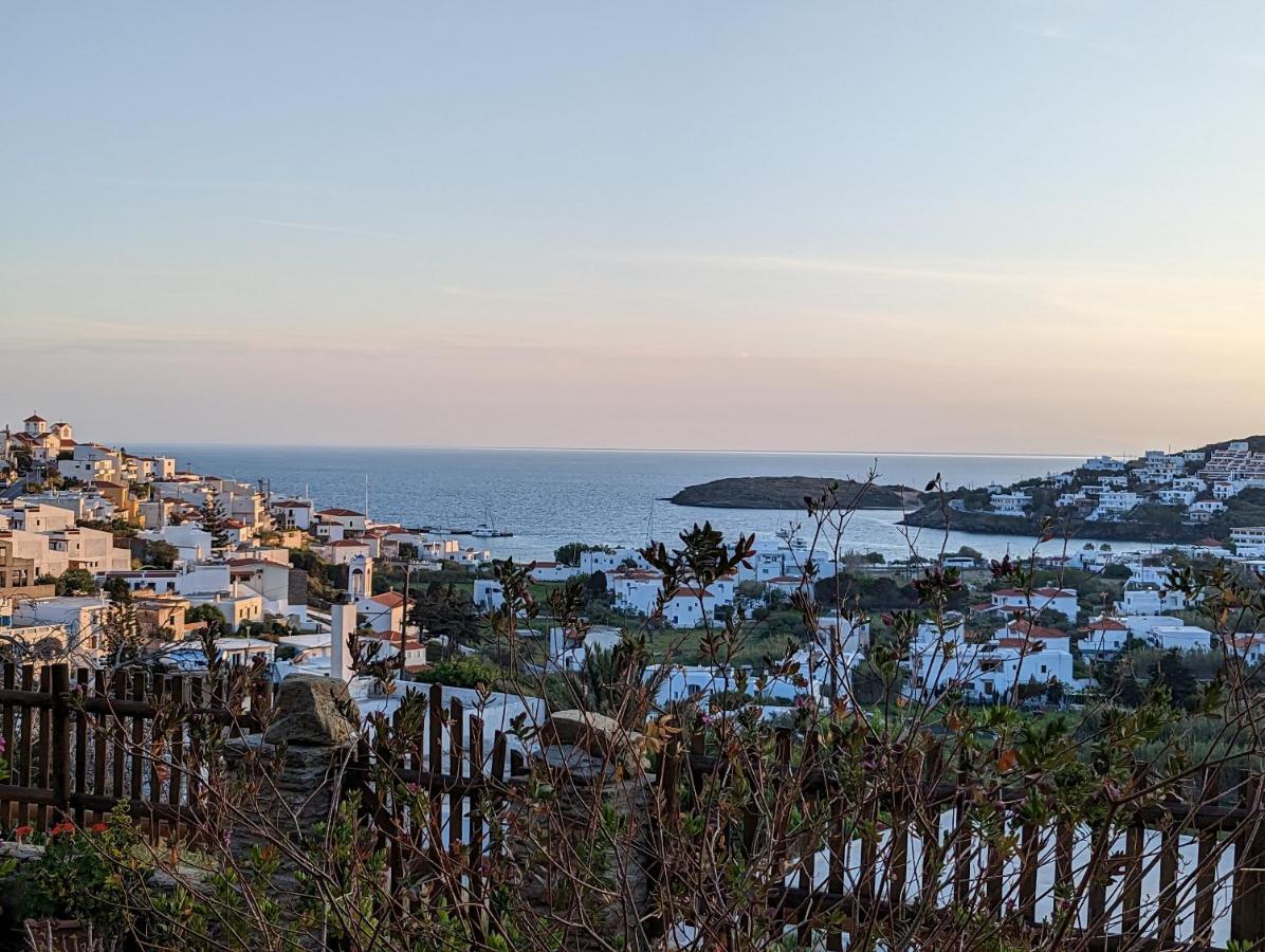 Zenios Andros-cycladic House Overlooking Batsi Bay * Batsi (Andros)