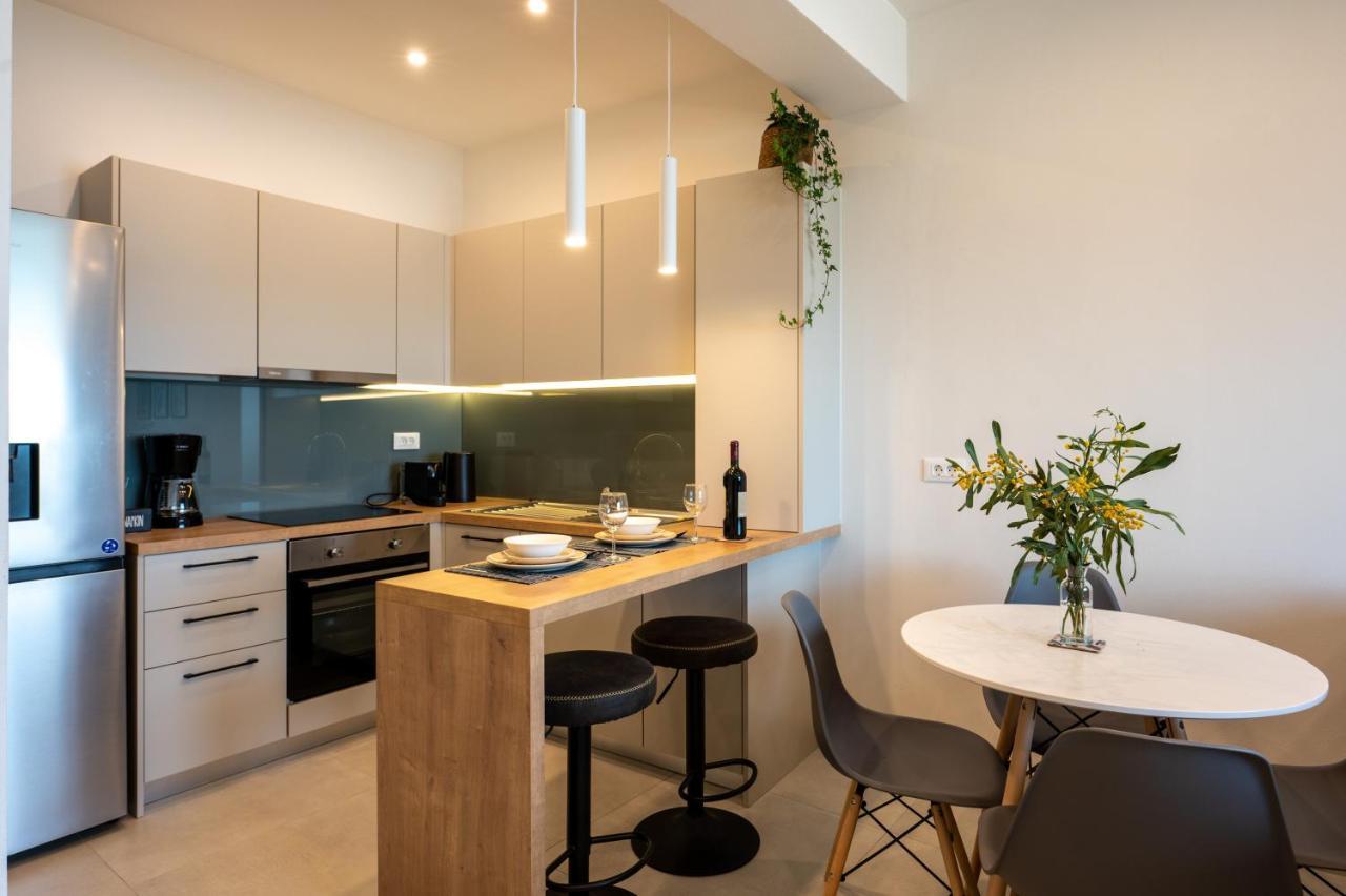 Blue Cove Zen Apartment *