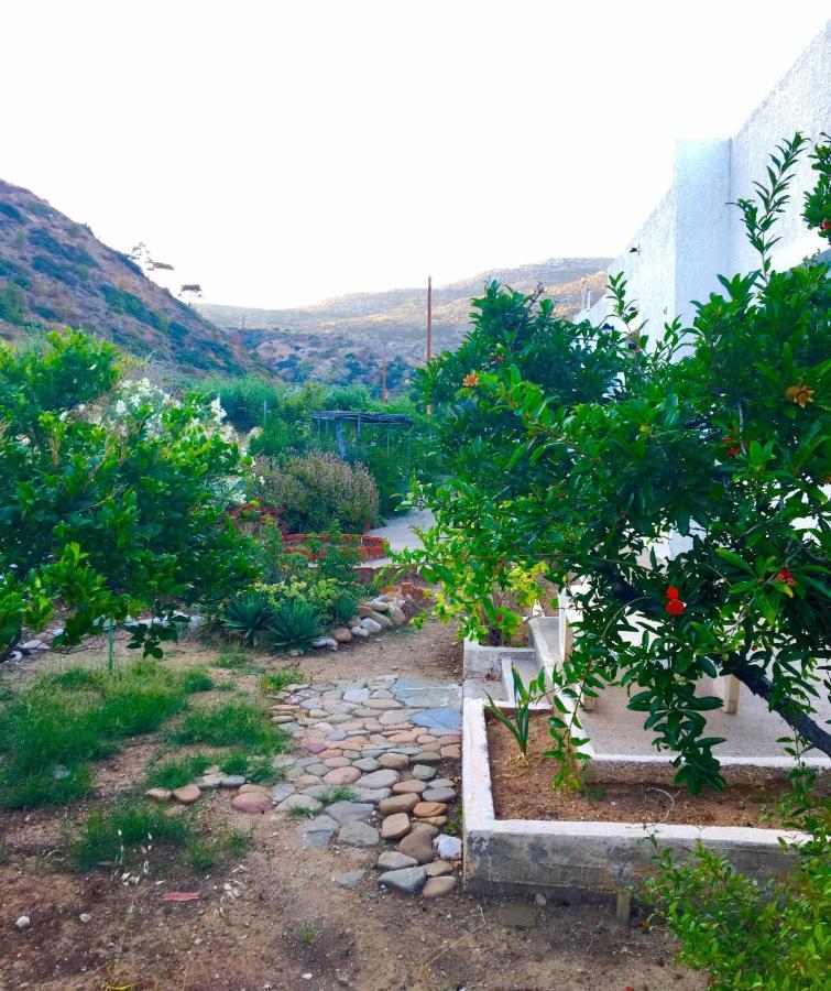 Limni Villa *