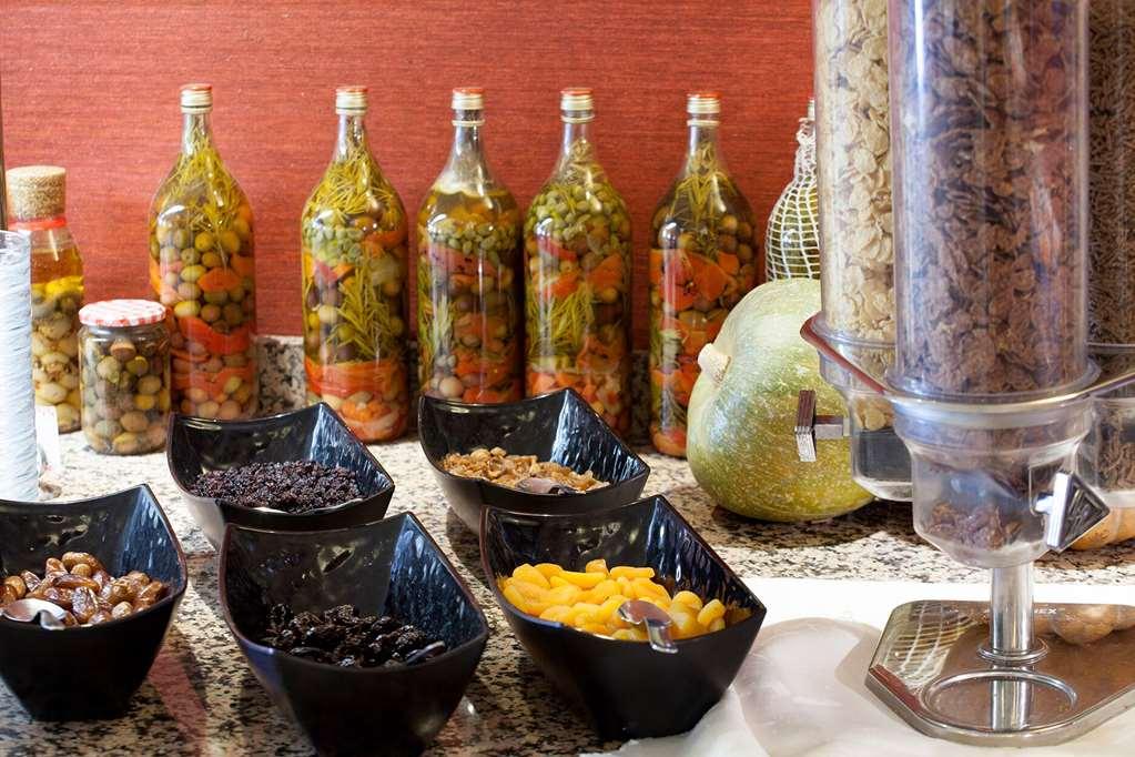 Ramada By Wyndham, Athens Club Attica Riviera Hotel 5*