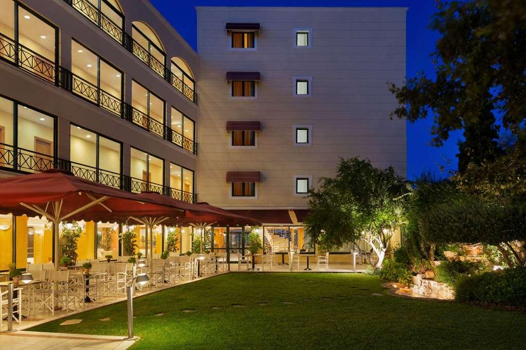 Hotel Ramada By Wyndham, Athens Club Attica Riviera