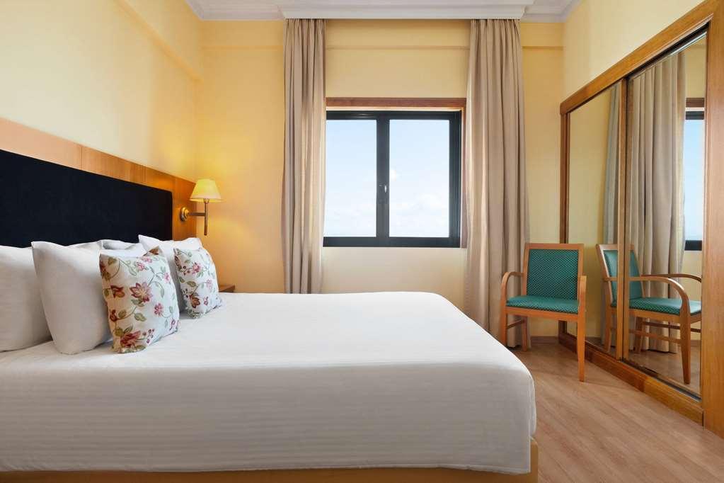 Ramada By Wyndham, Athens Club Attica Riviera