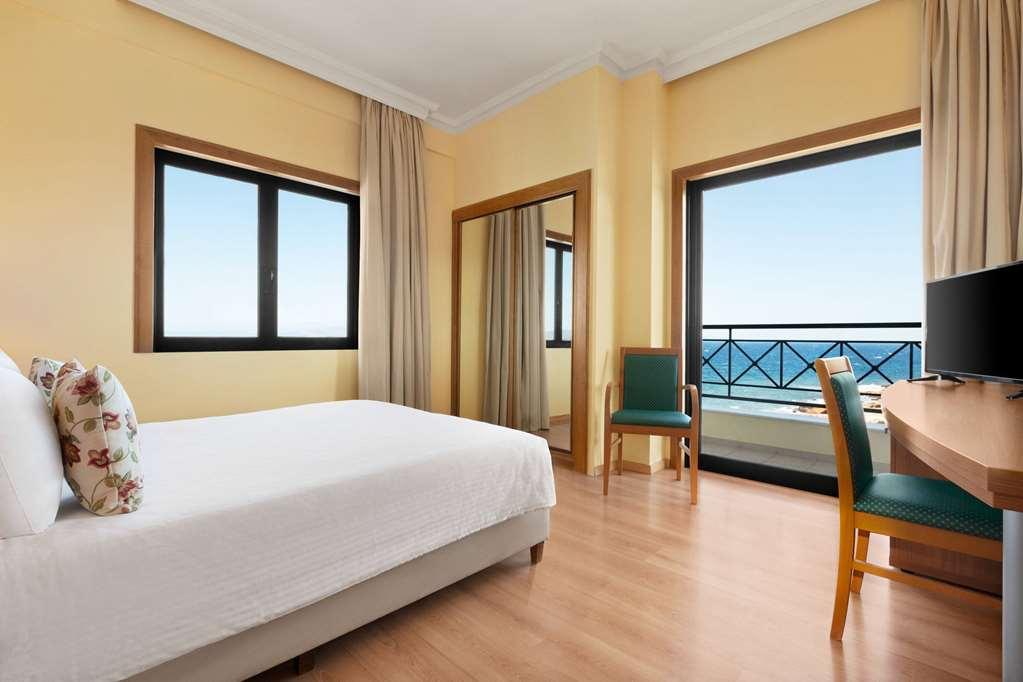 Ramada By Wyndham, Athens Club Attica Riviera Hotel 5*