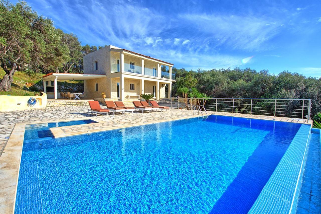 Beachfront Seasun By Posarellivillas * Agios Spyridon (Corfu)