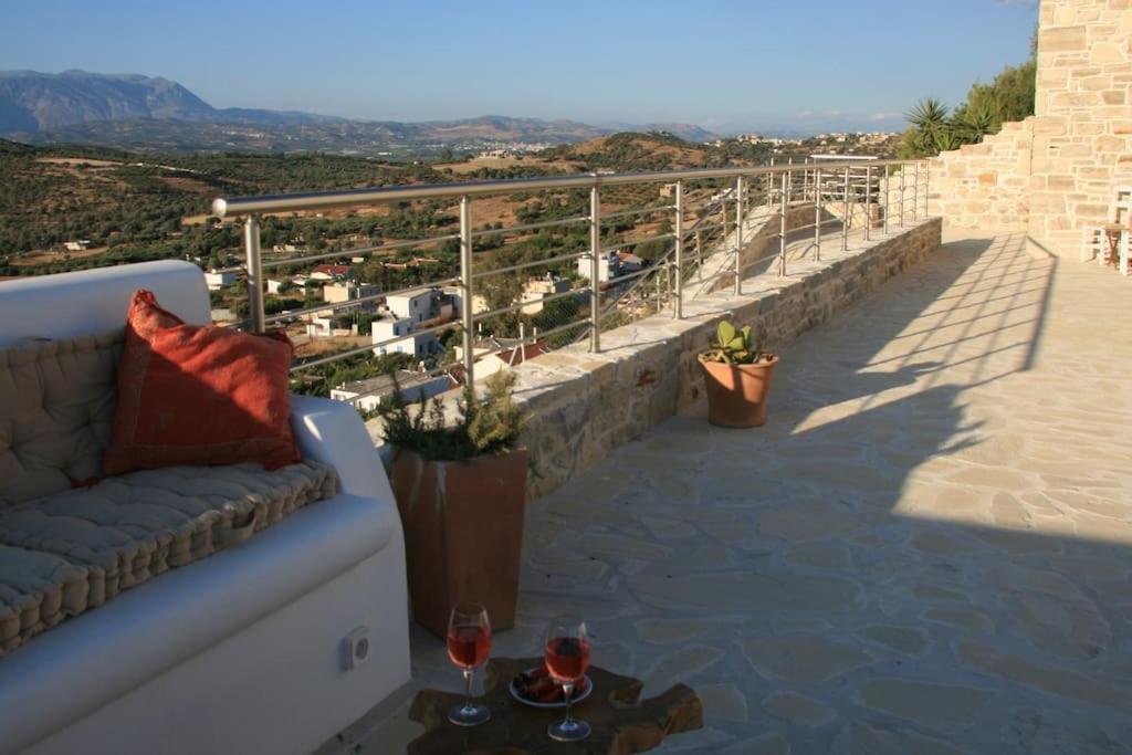 Levanta: Luxurious Stone With Infinity Pool And Sea Views Apartment
