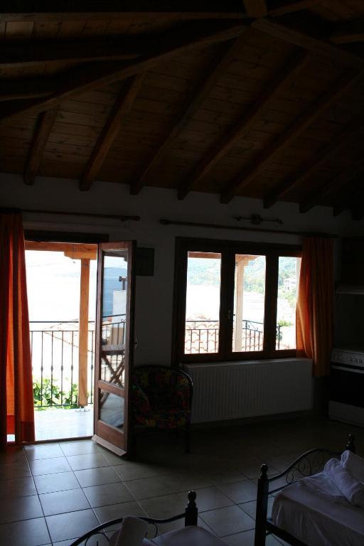 Hellen * Megali Ammos (Skiathos)