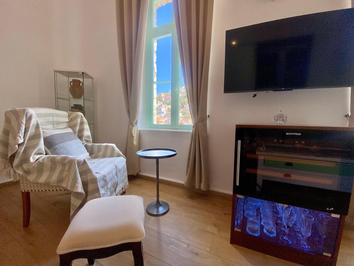 “athenas” Neoclassic Harbour View Apartment