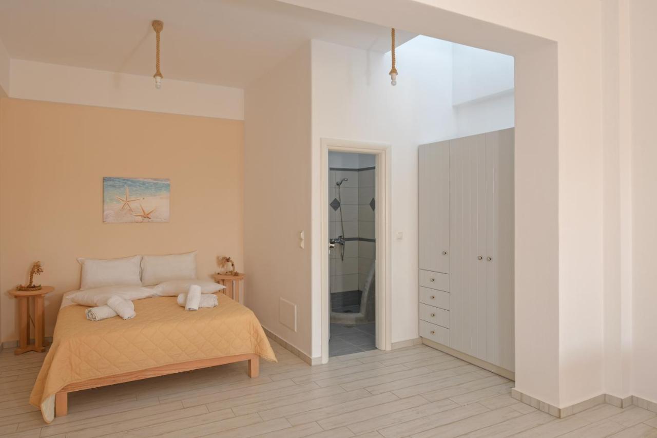 Apartment Gyrouli 1 *