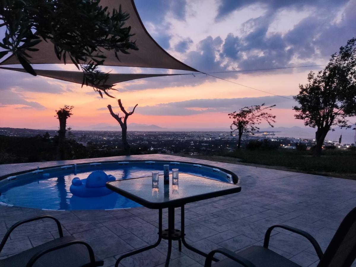 Yiorgos, Amazing Sunset View House *