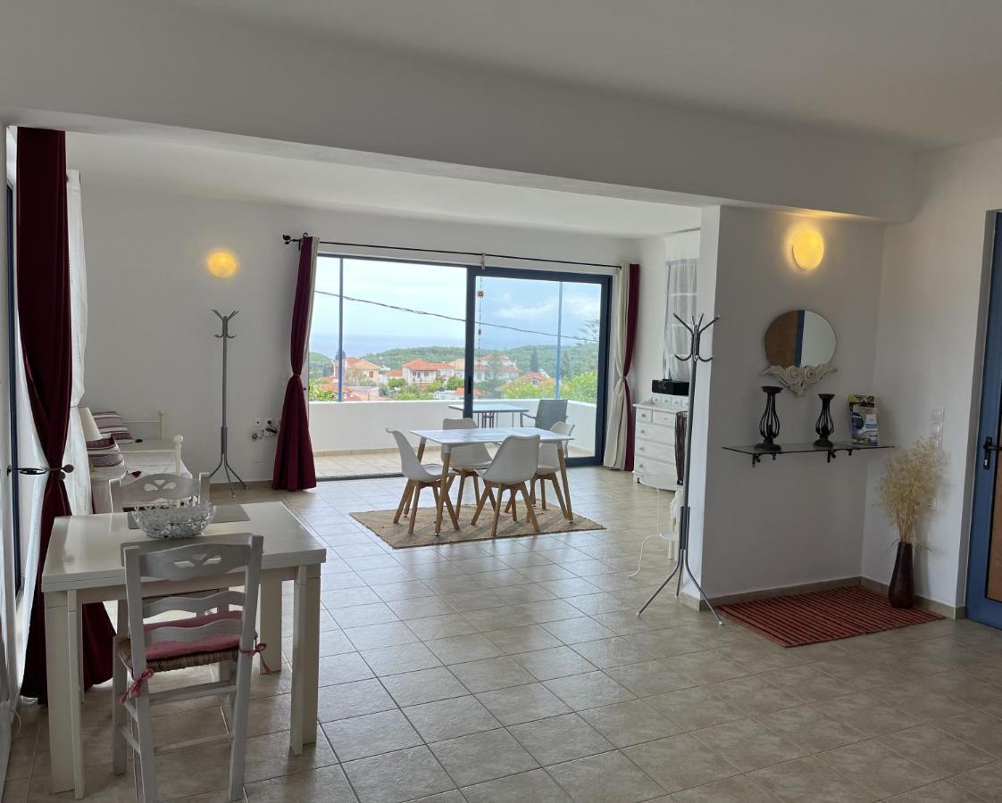 Thea - τhe View 1st Floor Apartment