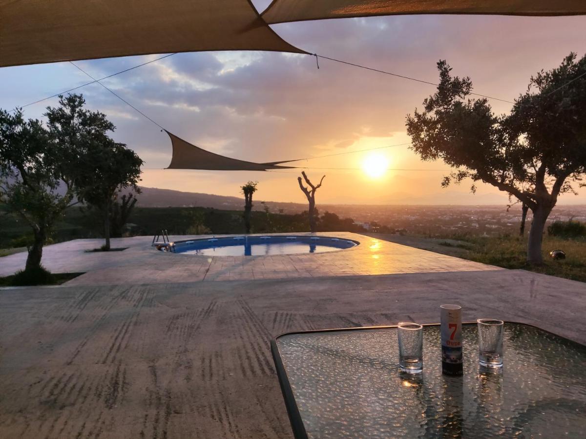 Yiorgos, Amazing Sunset View House Apartment