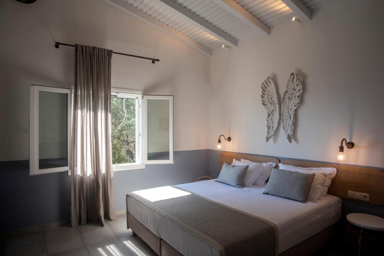 Avali Luxury *