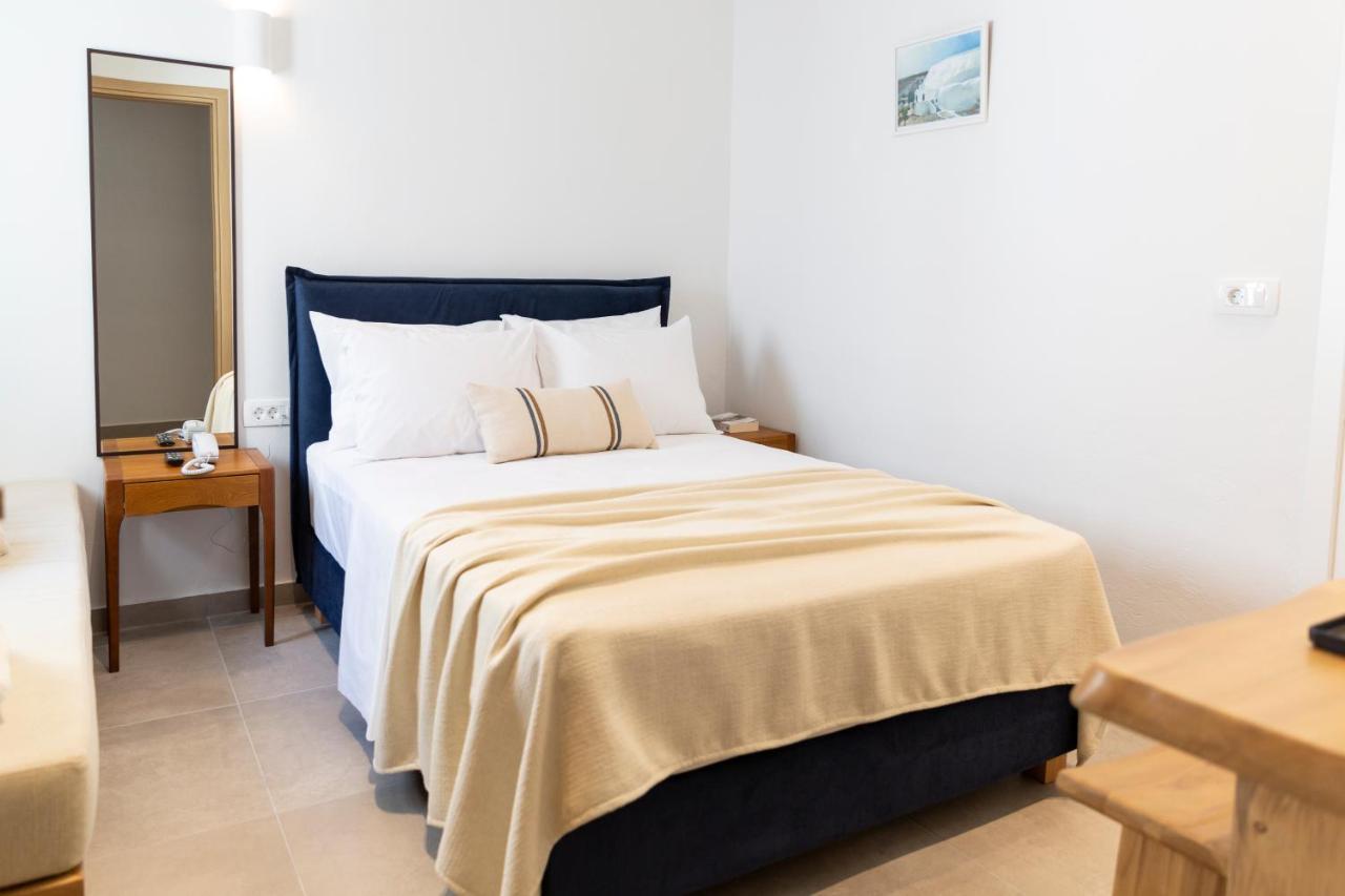 Hotel Asimina *