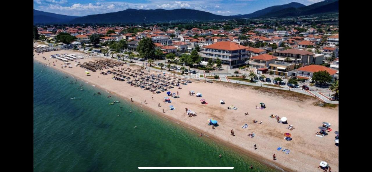 Villa Un Bel Posto Sea View Nea Vrasna
