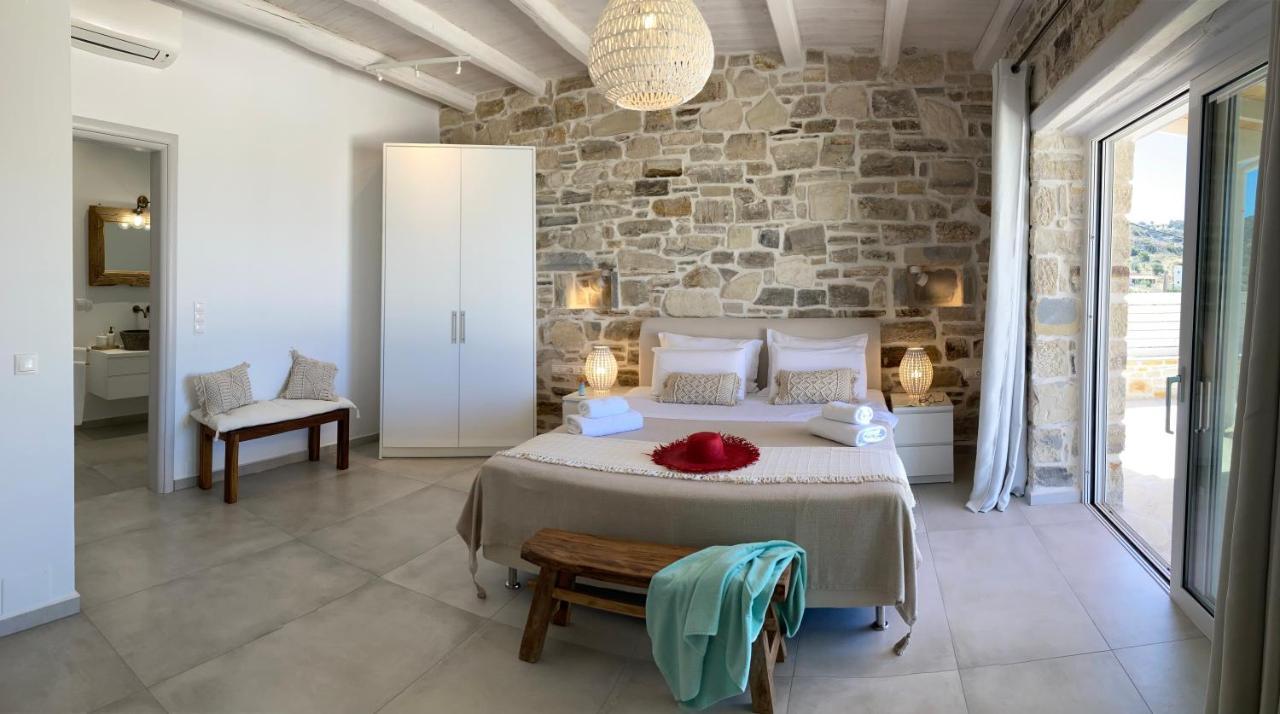 Levanta: Luxurious Stone With Infinity Pool And Sea Views Apartment Pitsidia