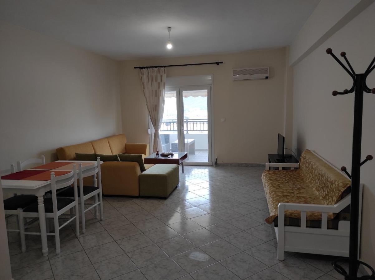 Apartment Theodora's Bay View Nea Peramos (Macedonia)