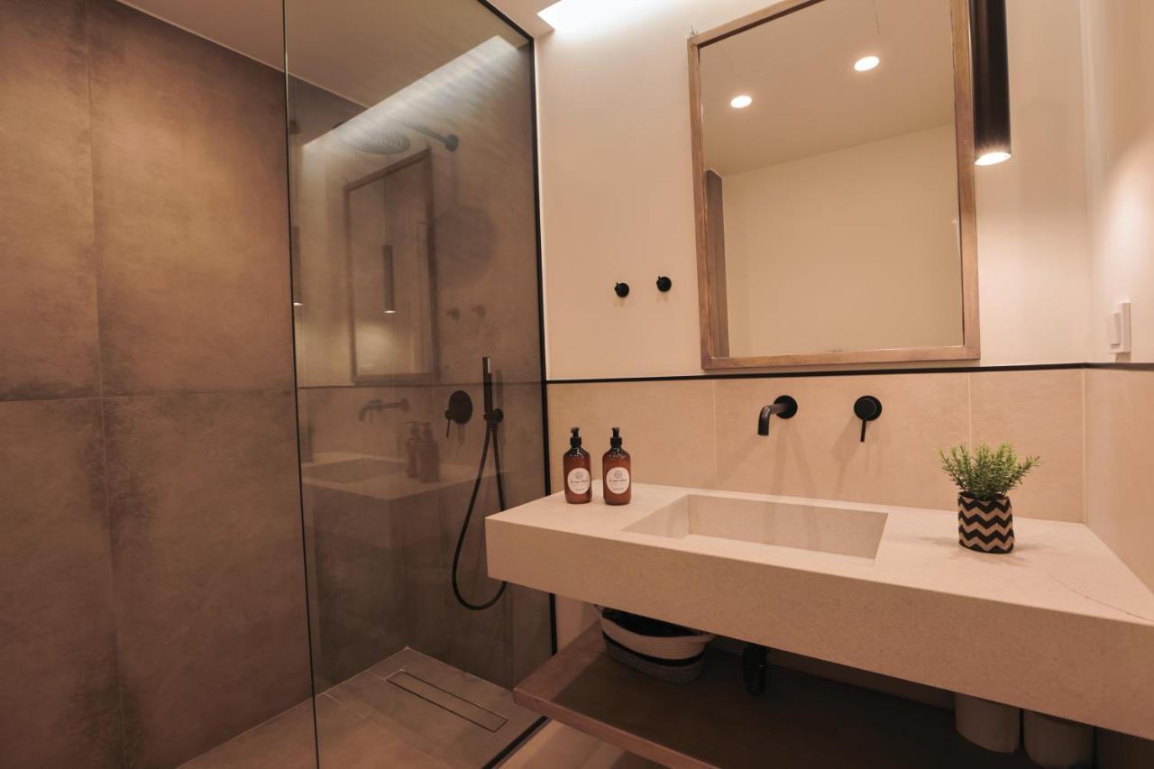 Apartment La Bleue Beachfront Boutique