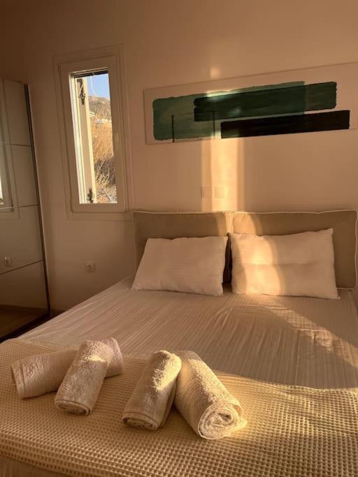 Minimal Blue With Sunset View In Holiday home *