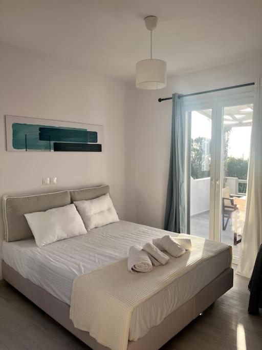 Minimal Blue With Sunset View In * Parikia (Paros)