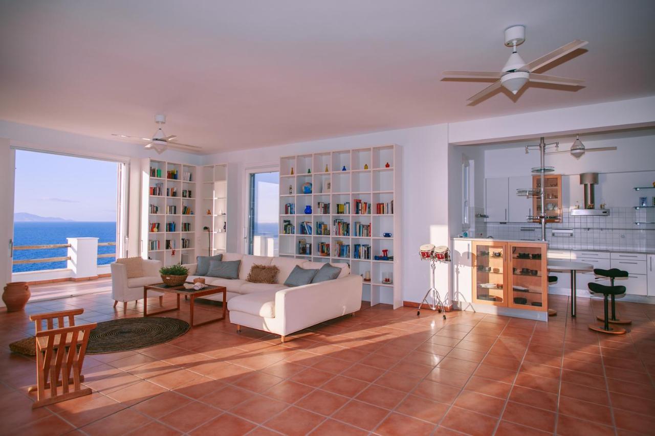 Delfini Villa