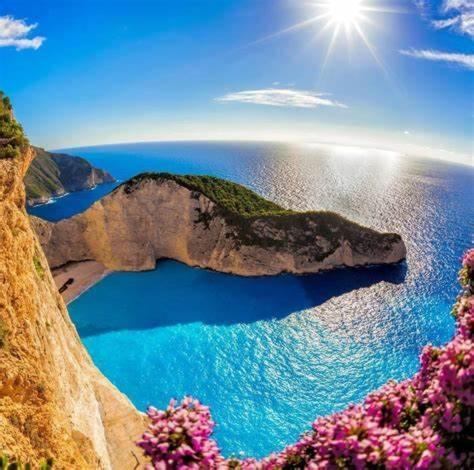 Akrogiali Luxury View