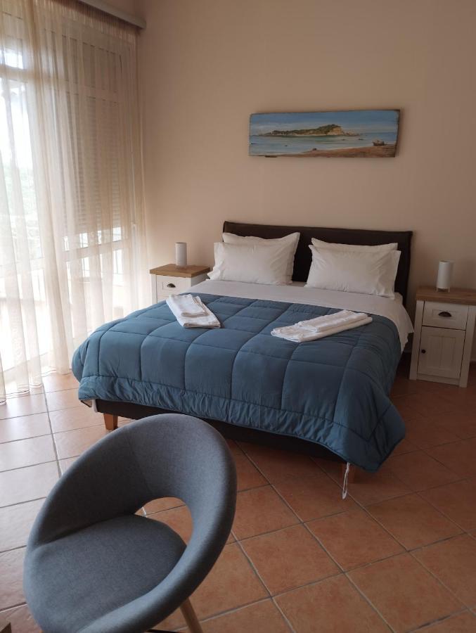 View 2 Holiday home *